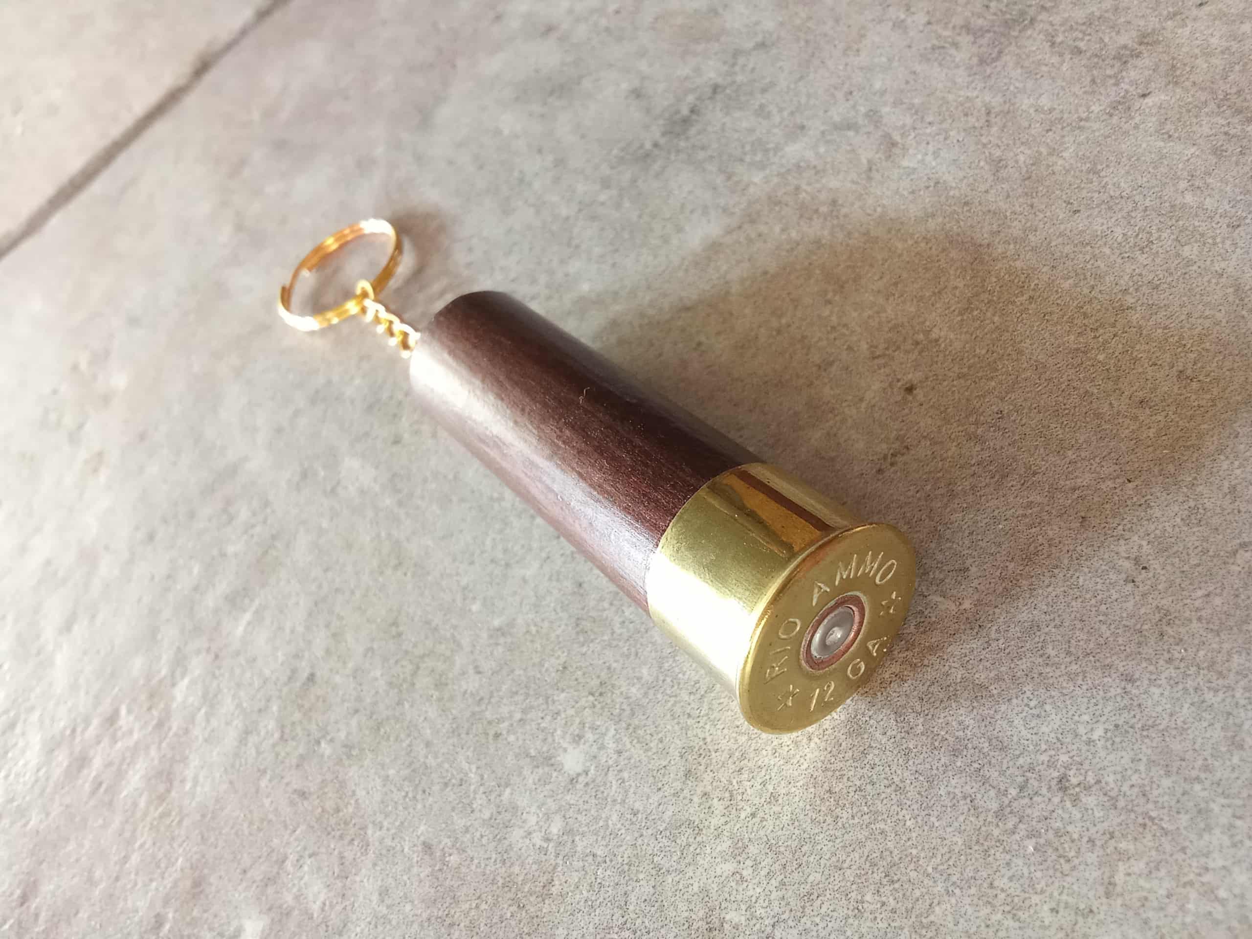 Porte-clés artisanal en douille de calibre 12 et bois incrusté