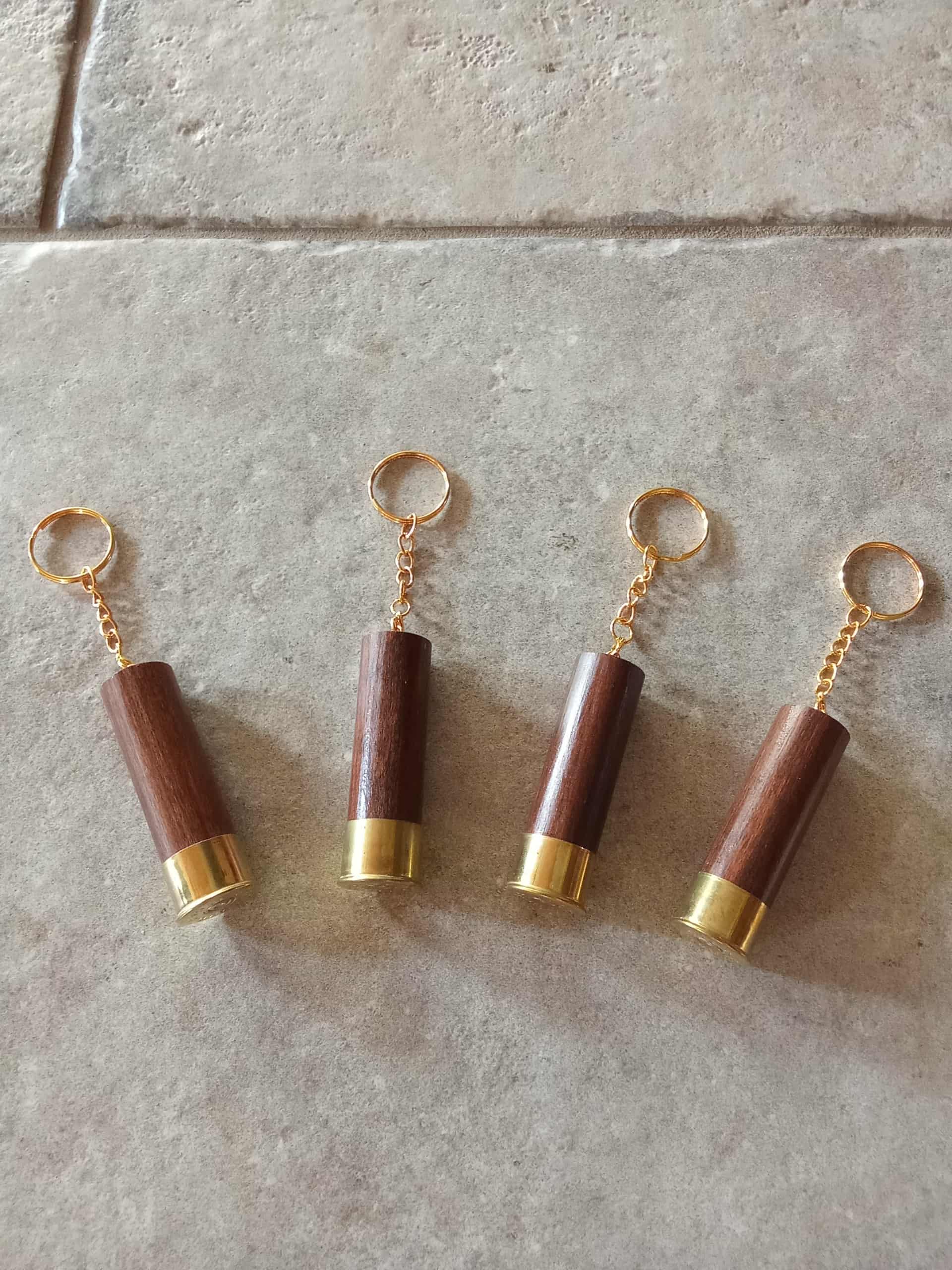 Porte-clés artisanal en douille de calibre 12 et bois incrusté