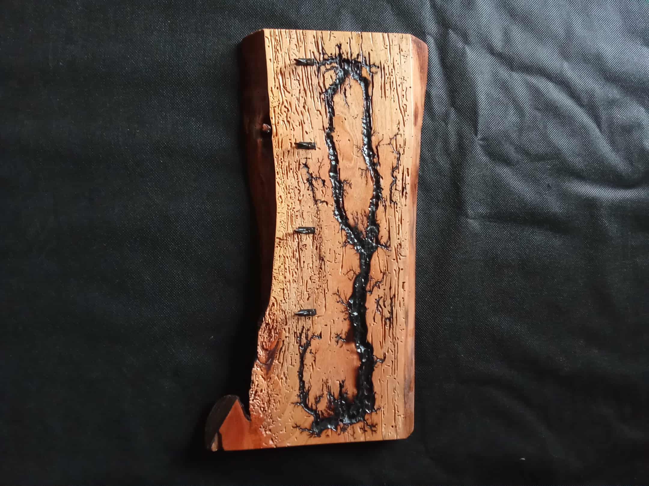 Porte-clés mural en bois fractal
